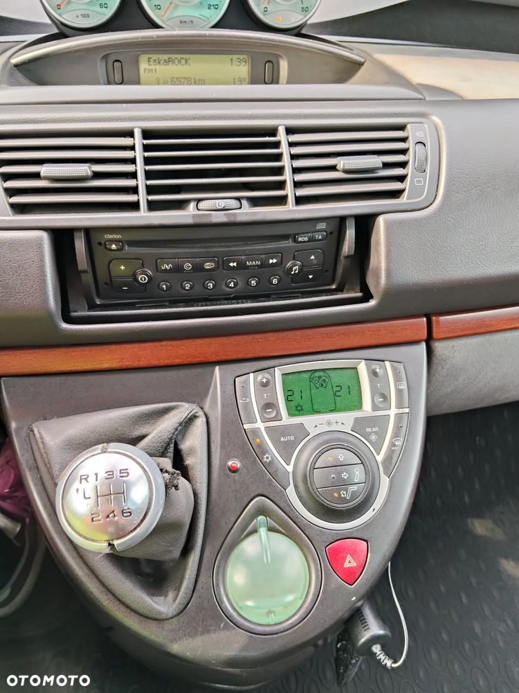 Citroën C8 2.2 HDi Exclusive - 11