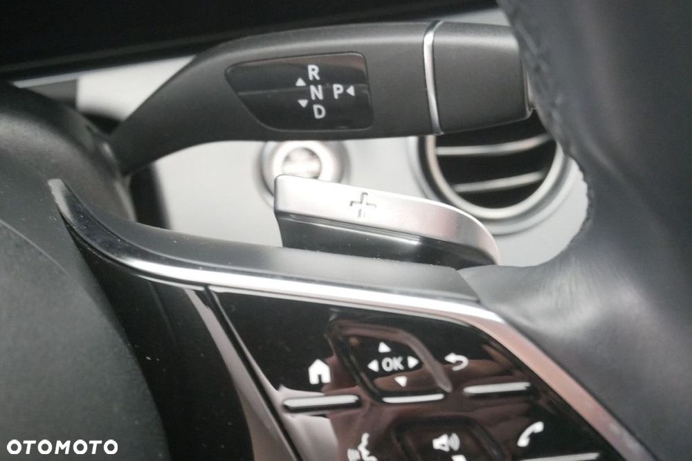 Mercedes-Benz Klasa E - 29