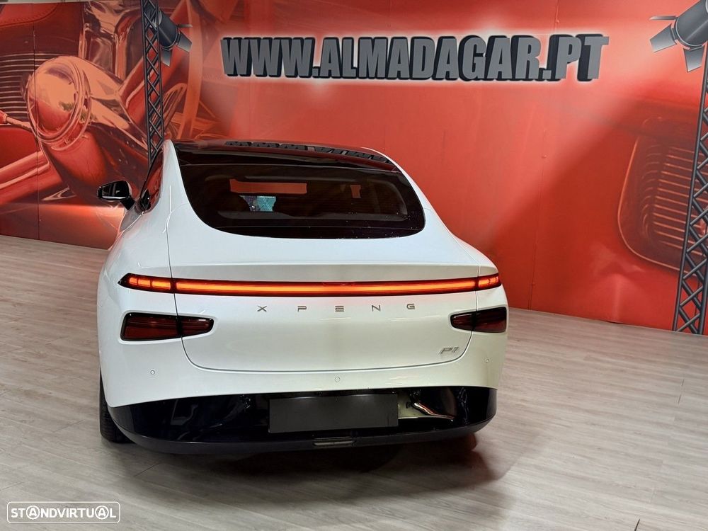 Xpeng P7i 86.2 kWh Long Range - 4