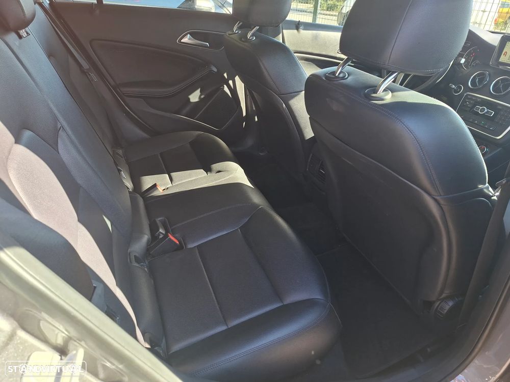 Mercedes-Benz A 220 CDI (BlueEFFICIENCY) 7G-DCT Style - 16