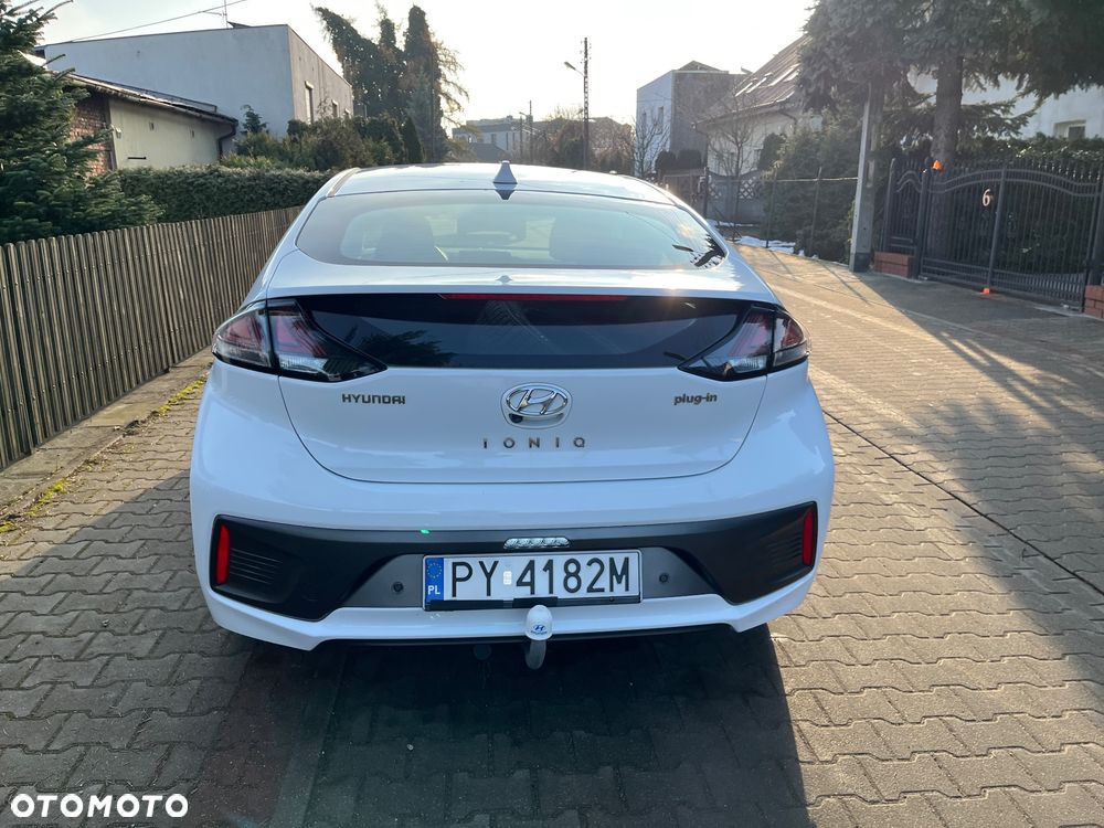 Hyundai IONIQ Hybrid Premium - 6