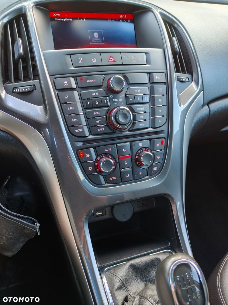 Opel Astra 1.4 Turbo Innovation - 18