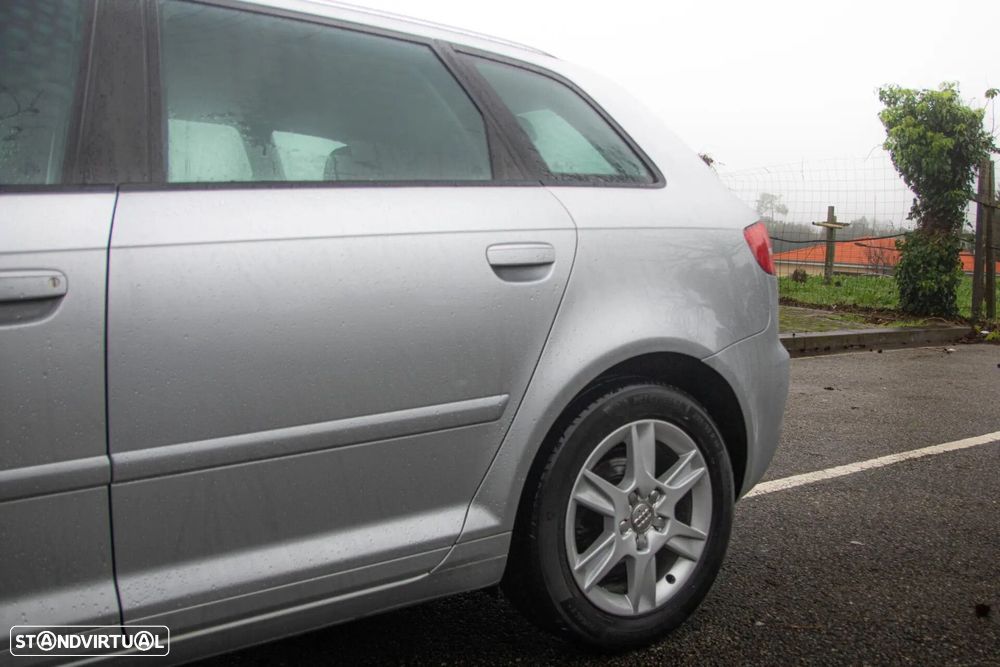 Audi A3 Sportback 1.6 TDI Attraction - 38