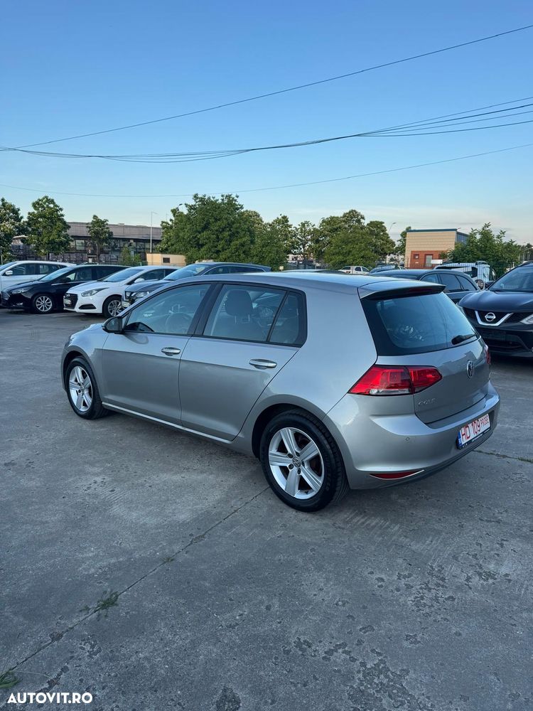 Volkswagen Golf 1.2 TSI BlueMotion Technology Comfortline - 2
