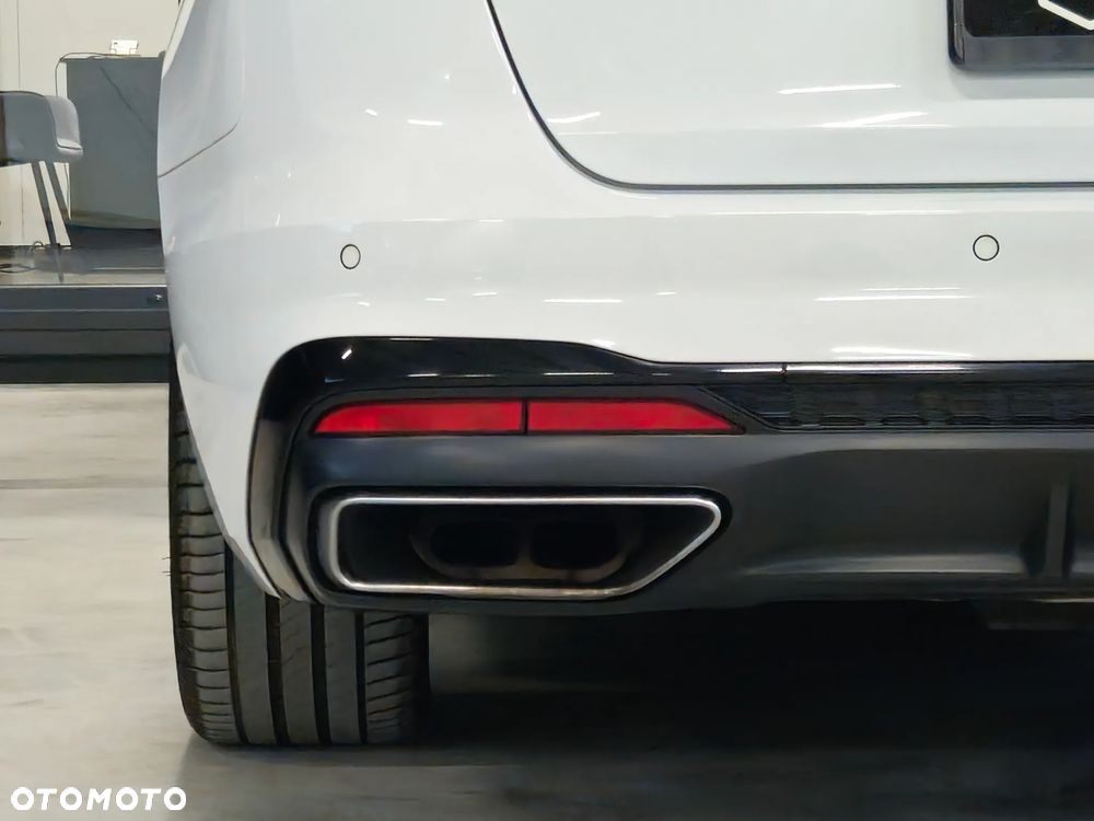 Audi A4 Avant 40 TDI quattro S tronic S line - 13