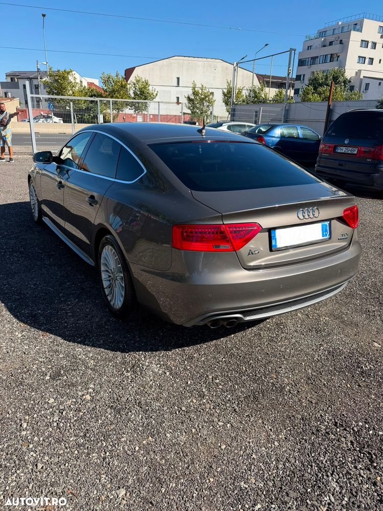 Audi A5 Coupé 2.0 TDI quattro Stronic - 2