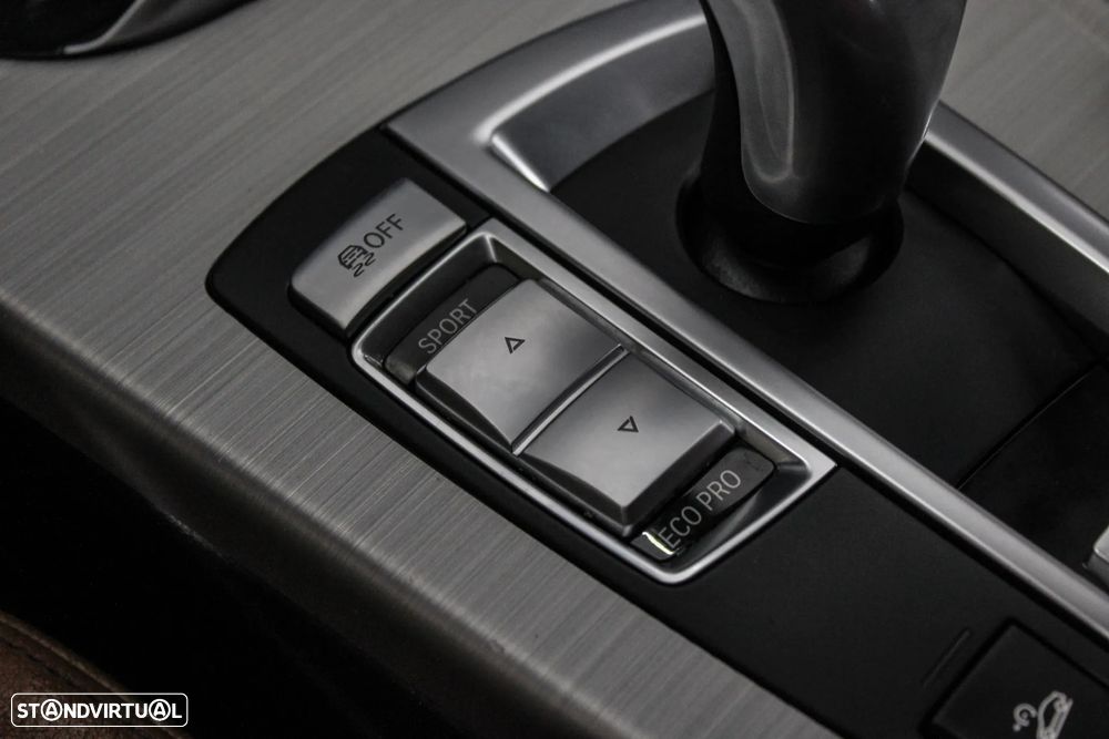 BMW X4 20 d xDrive XLine Auto - 37