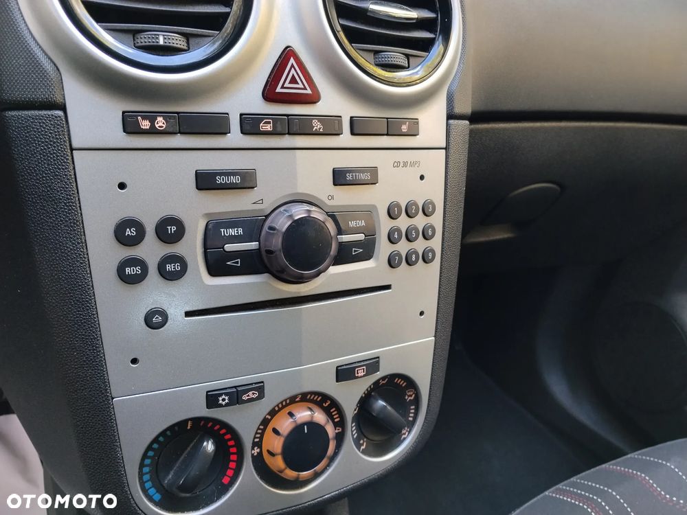 Opel Corsa 1.4 16V Color Edition - 16