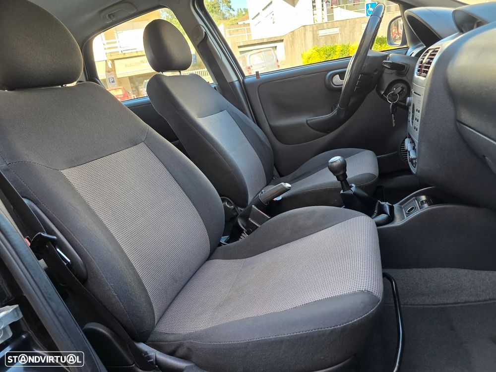 Opel Corsa 1.3 CDTI Enjoy R - 23