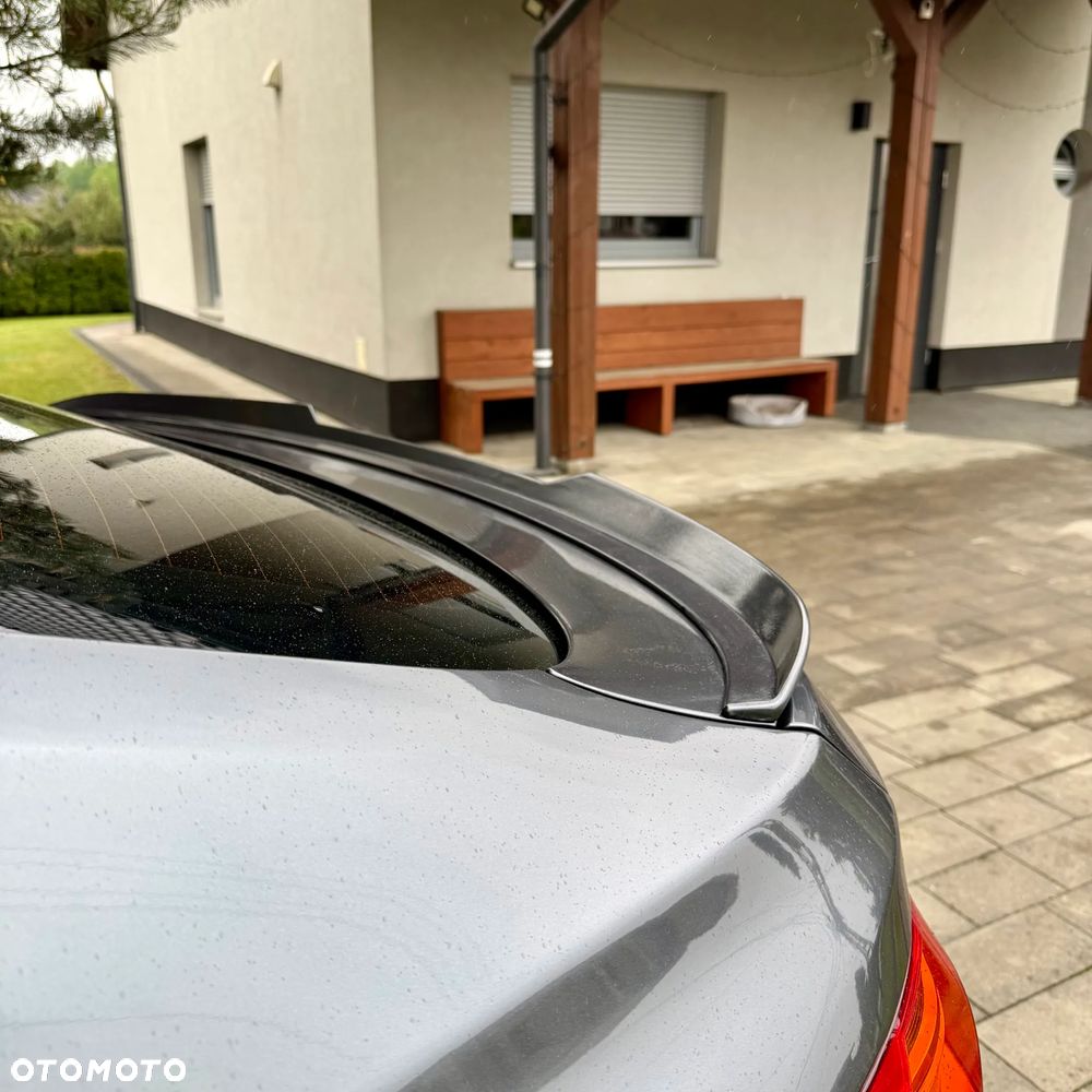 BMW 3GT 330d Luxury Line - 14