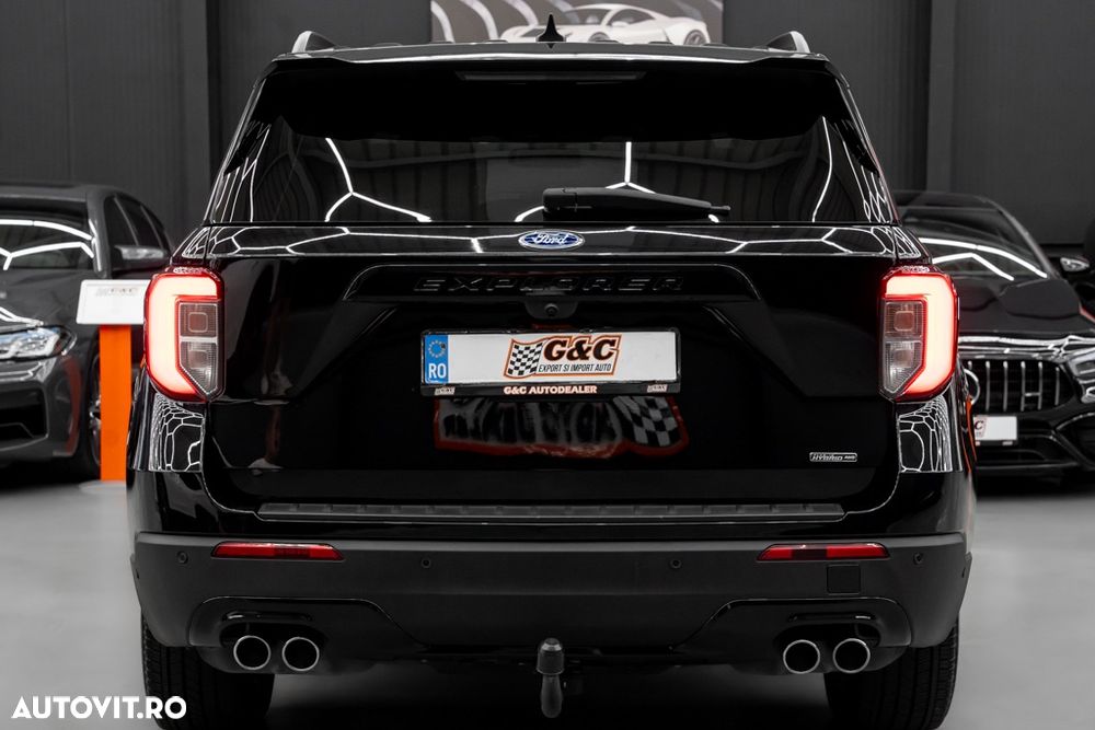 Ford Explorer 3.0 PHEV ST-Line - 25