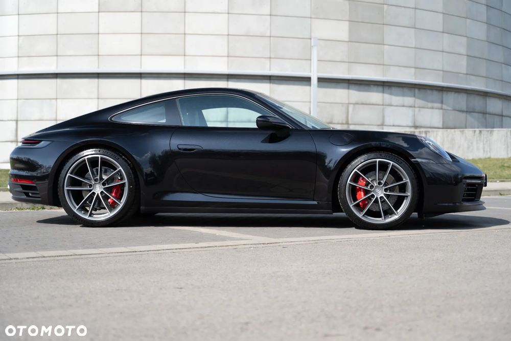 Porsche 911 Carrera S - 3