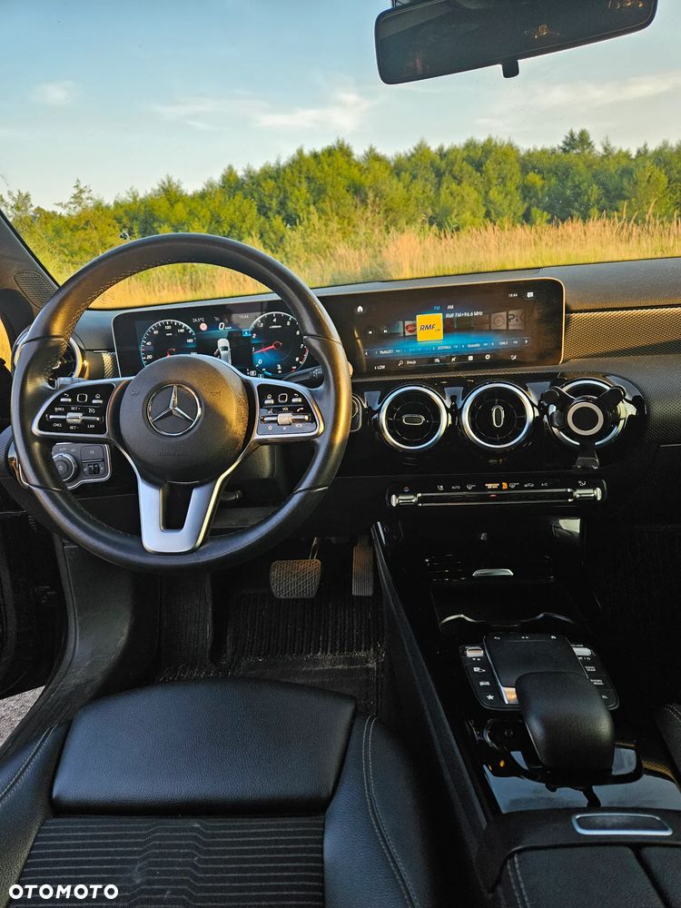 Mercedes-Benz Klasa A 180 7G-DCT Edition 2020 - 5