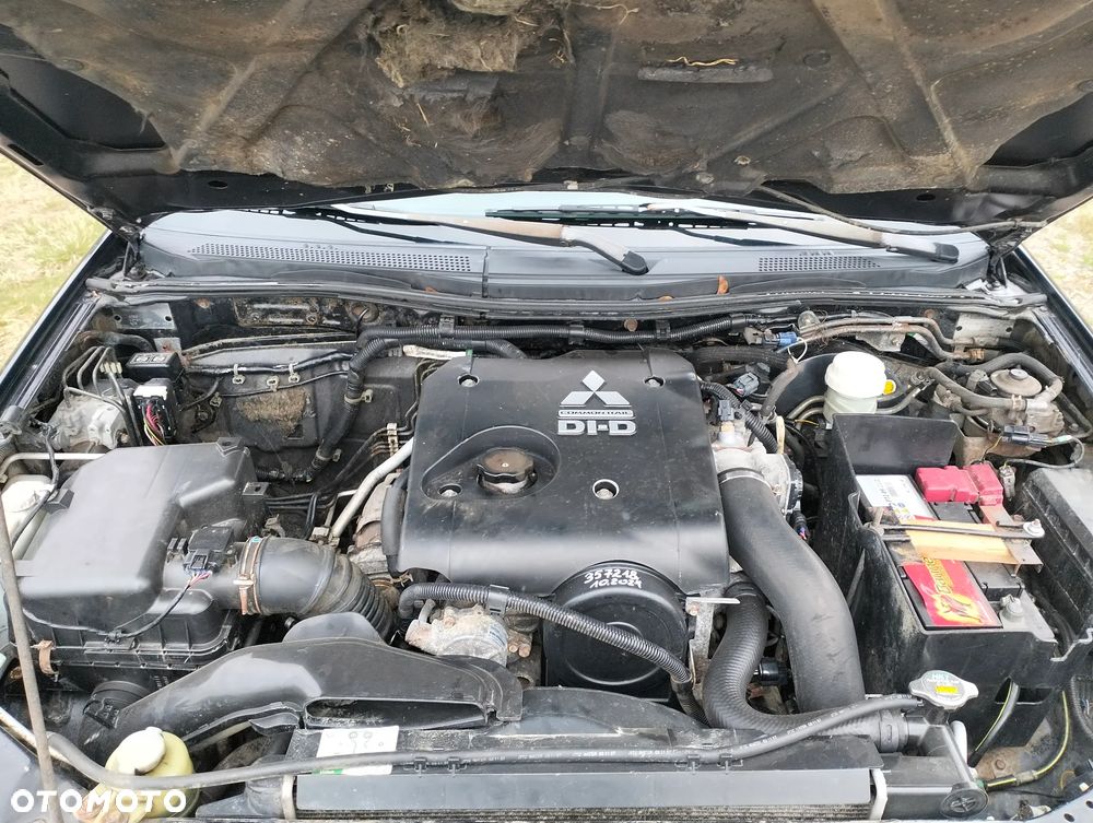 Mitsubishi L200 2.5 DID Intense - 17