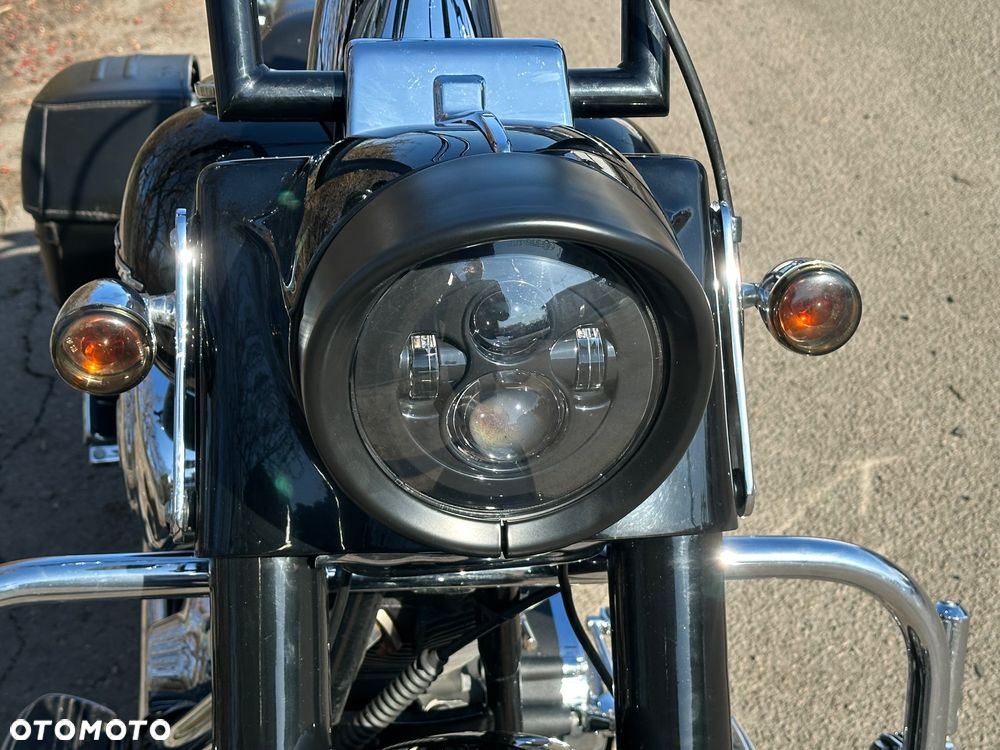 Harley-Davidson Touring Road King - 10