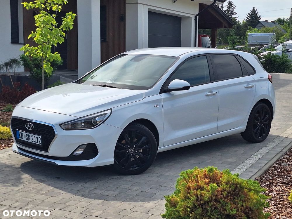 Hyundai i30 1.4 Trend - 3
