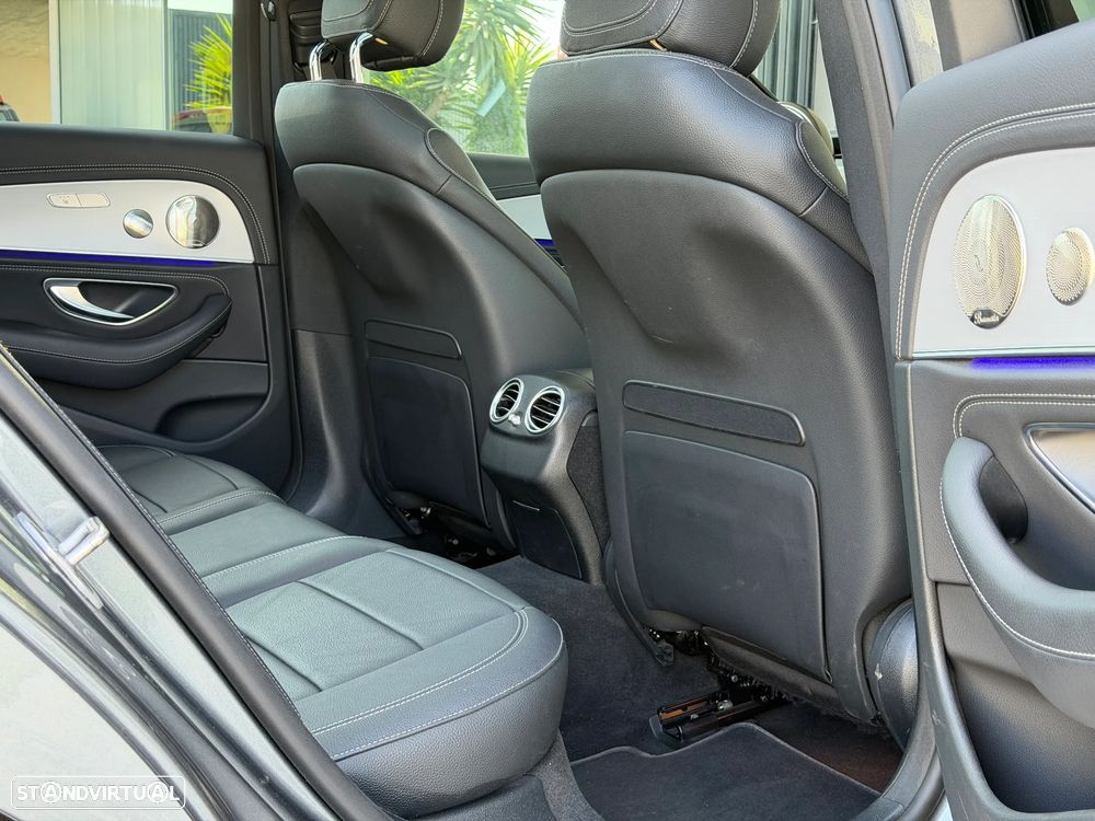 Mercedes-Benz E 300 de 4Matic 9G-TRONIC AMG Line - 15