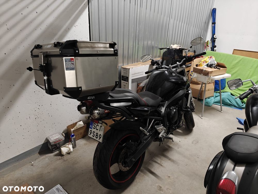 Yamaha FZ6 - 2