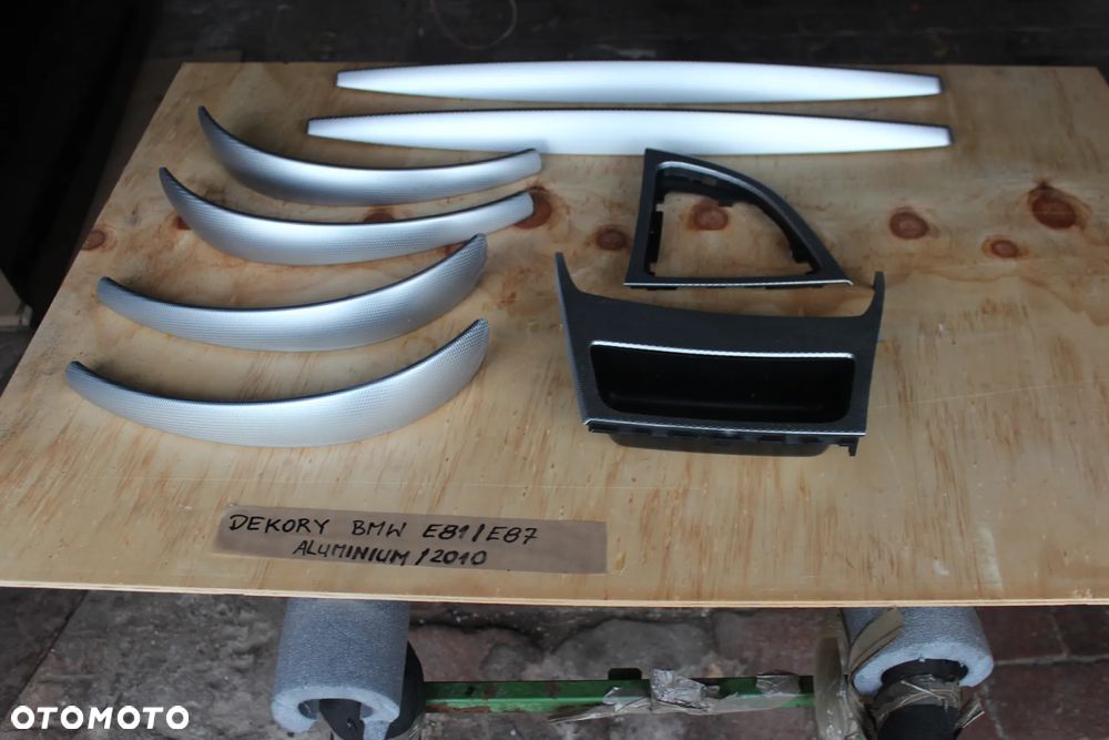 LISTWY DEKORY ALU CARBON BMW E81 E87 M PAKIET  EU 2010