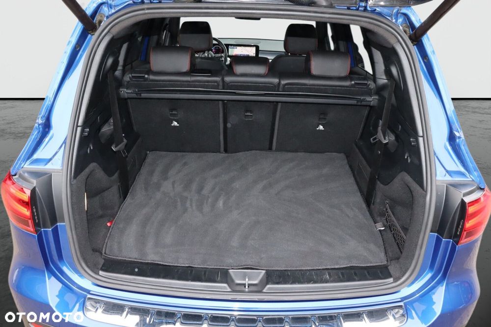Mercedes-Benz GLB - 17