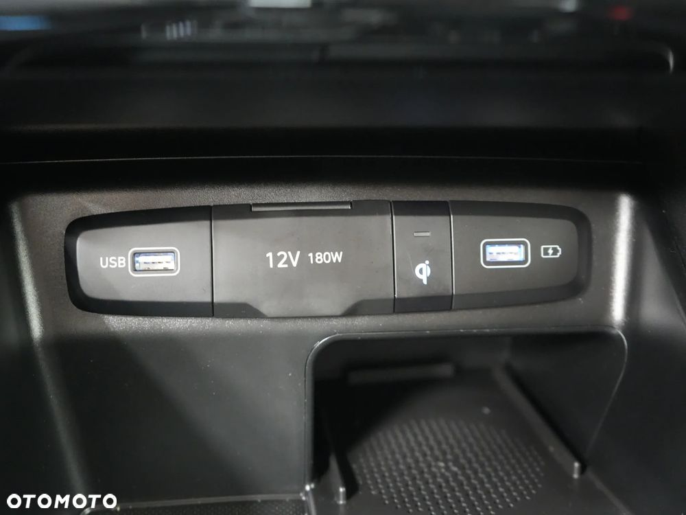 Hyundai Tucson 1.6 CRDi 48V-Hybrid 2WD DCT Select - 25