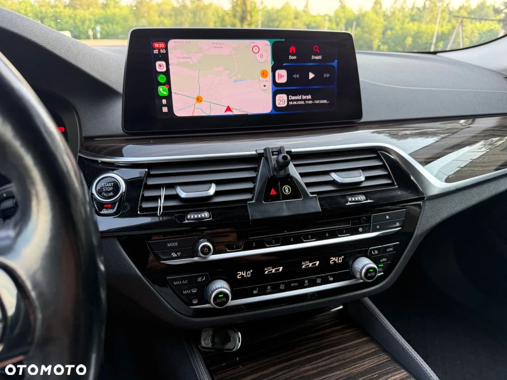 BMW Seria 5 530d xDrive Sport-Aut Luxury Line - 22