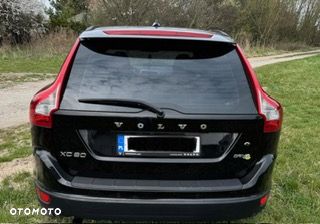 Volvo XC 60 DRIVe R Design - 8