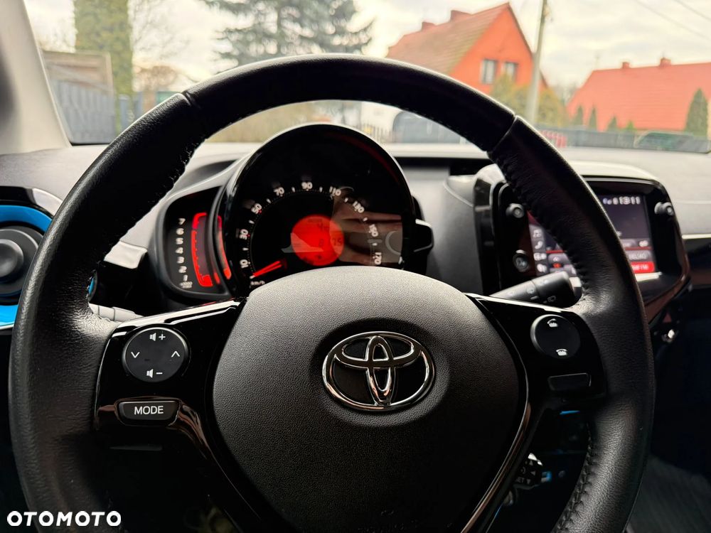 Toyota Aygo 1.0 VVT-i Black Edition - 30