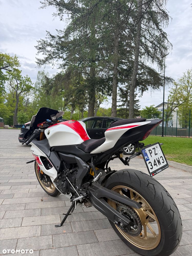 Yamaha R7 - 4
