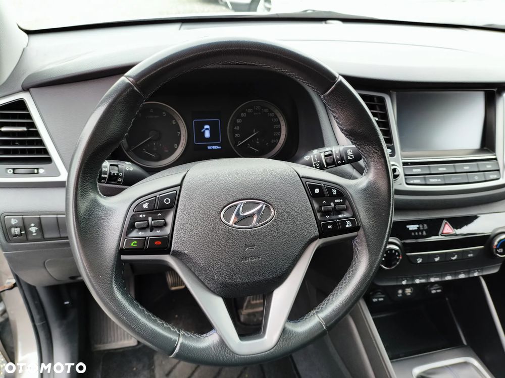 Hyundai Tucson blue 1.6 GDi 2WD Navi - 22