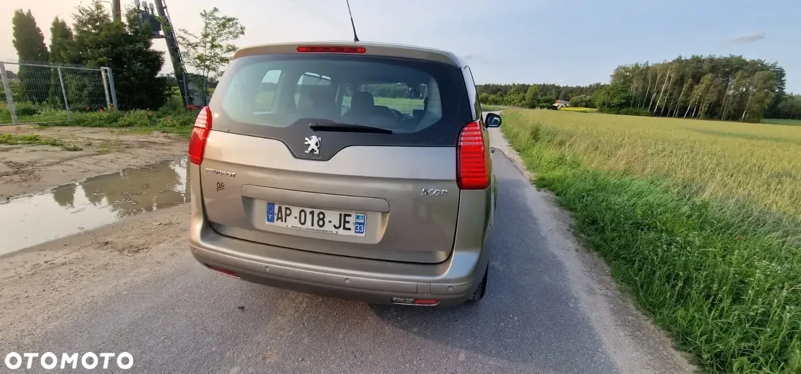 Peugeot 5008 - 11