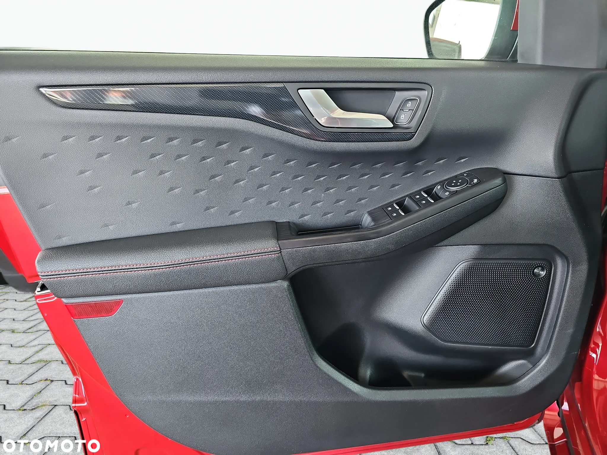 Ford Kuga 2.5P PHEV FWD ST-Line X - 11