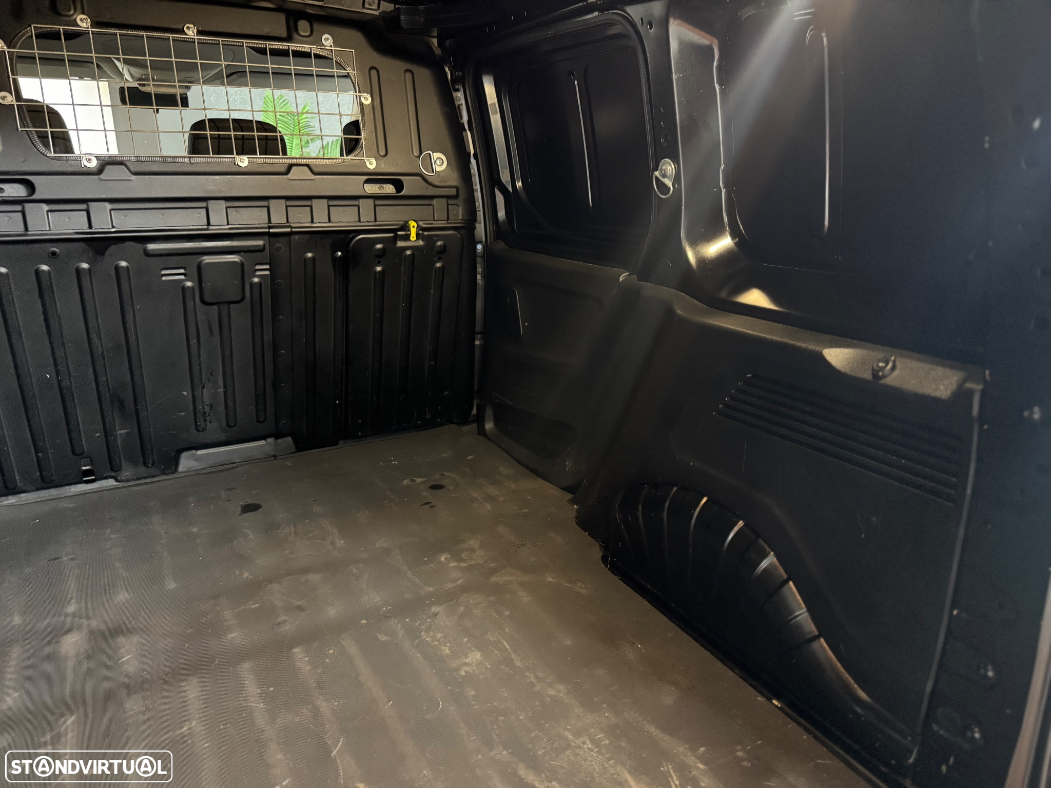 Peugeot Partner Tepee HDi FAP 90 Premium - 22