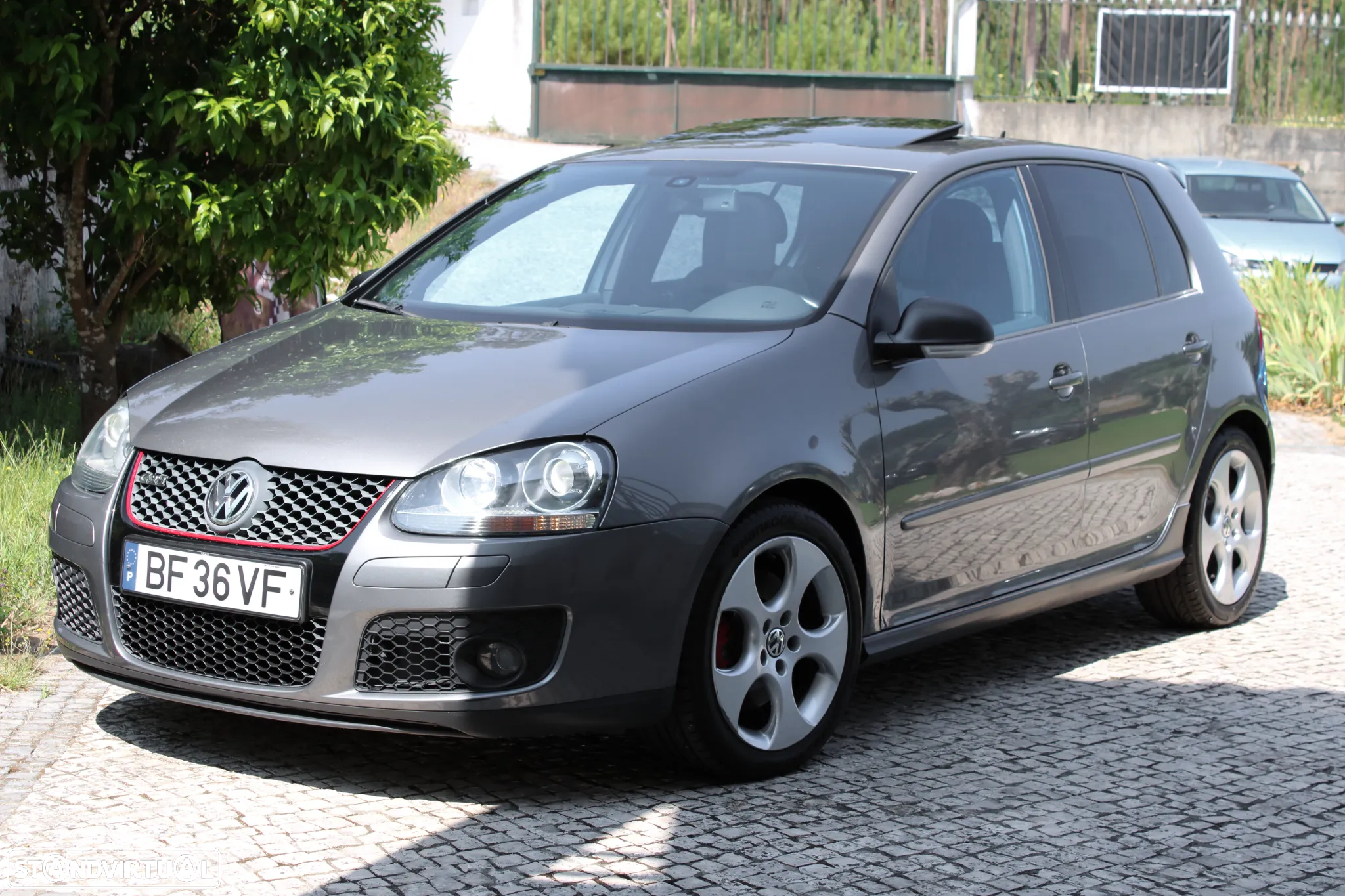 VW Golf 2.0 GTi DSG - 2