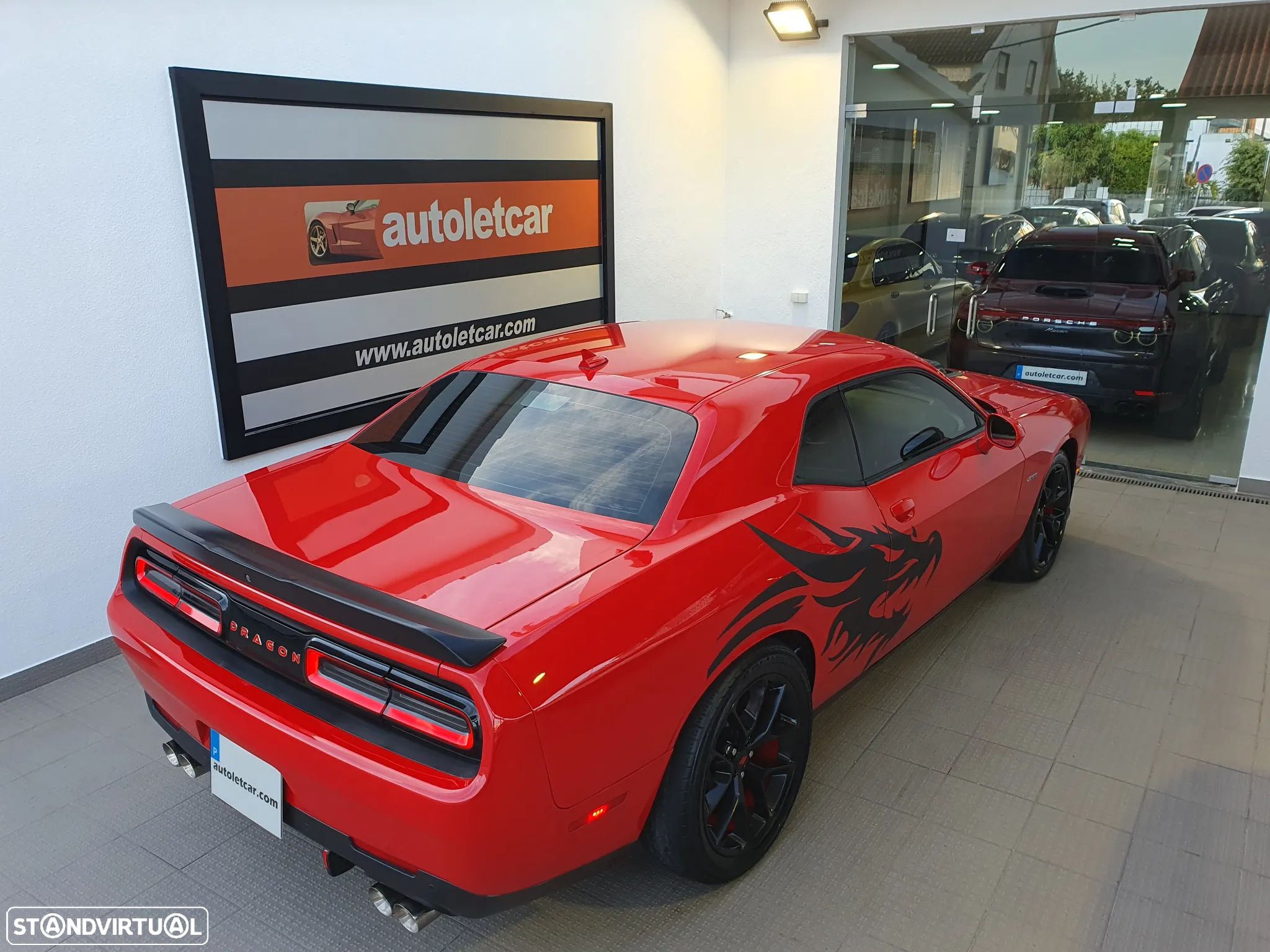 Dodge Challenger Auto R/T Plus Shaker - 37