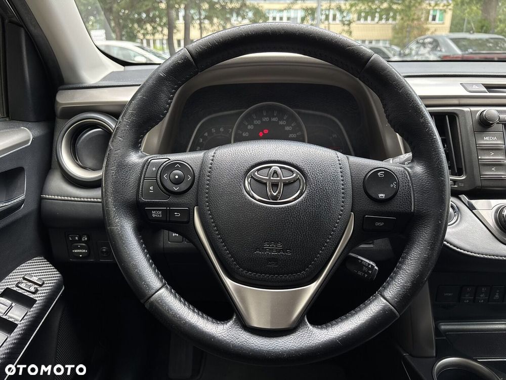 Toyota RAV4 - 17