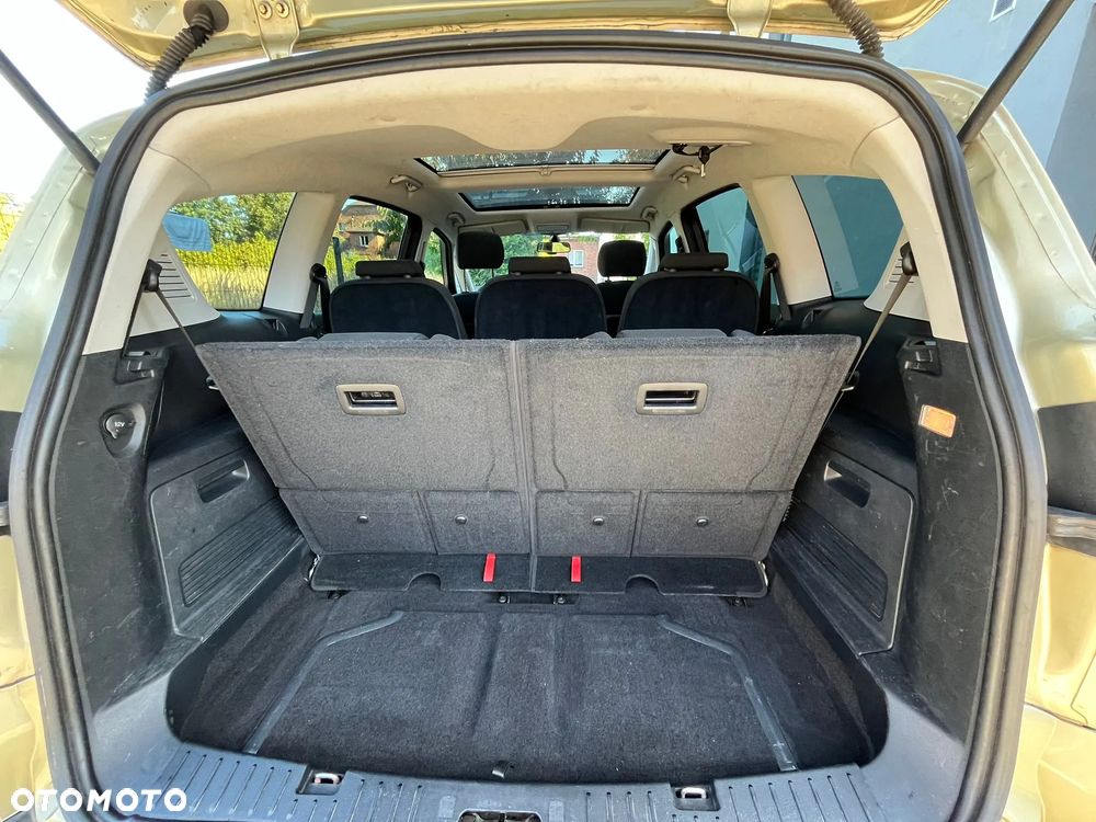 Ford S-Max 2.0 Ambiente - 13