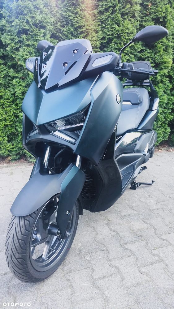 Yamaha X-max - 1