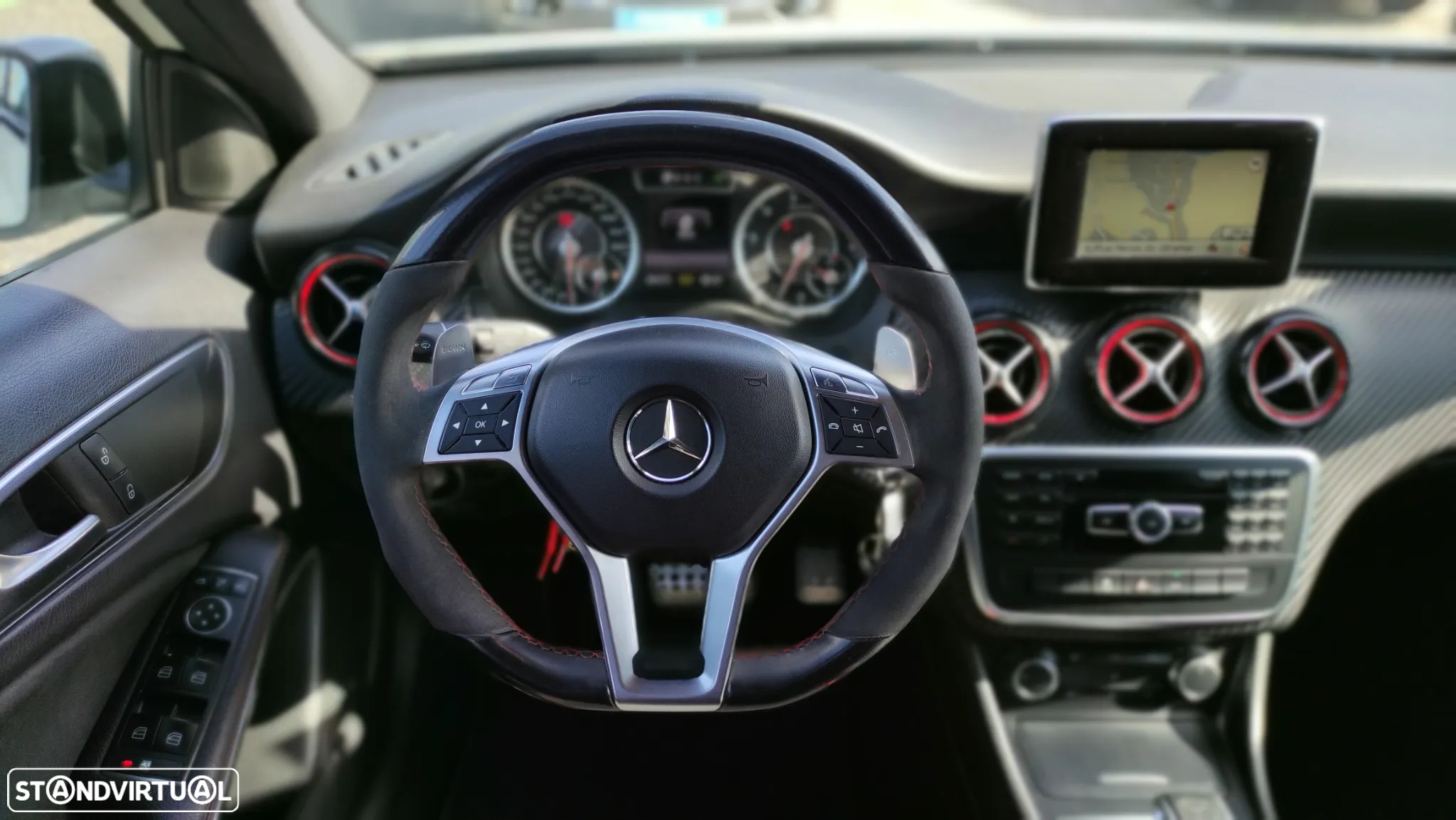 Mercedes-Benz A 45 AMG 4Matic Speedshift 7G-DCT - 16