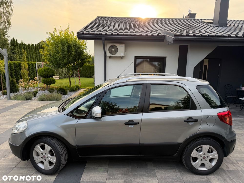 Fiat Sedici 1.6 16V 4x2 Emotion - 8