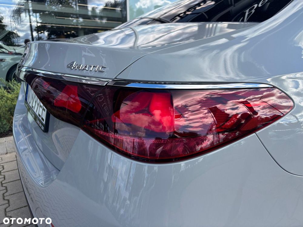 Mercedes-Benz Klasa E - 8