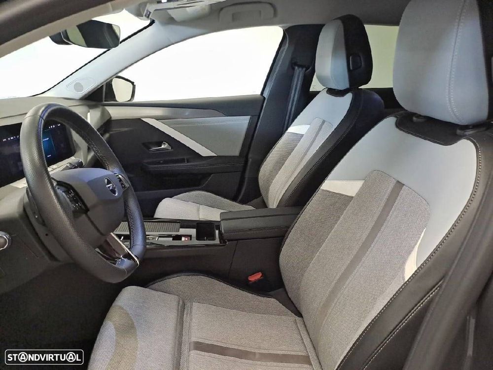 Opel Astra 1.5 D Elegance Aut. - 9