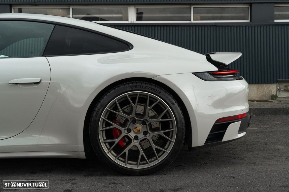 Porsche 911 (992) Carrera 4S PDK - 57