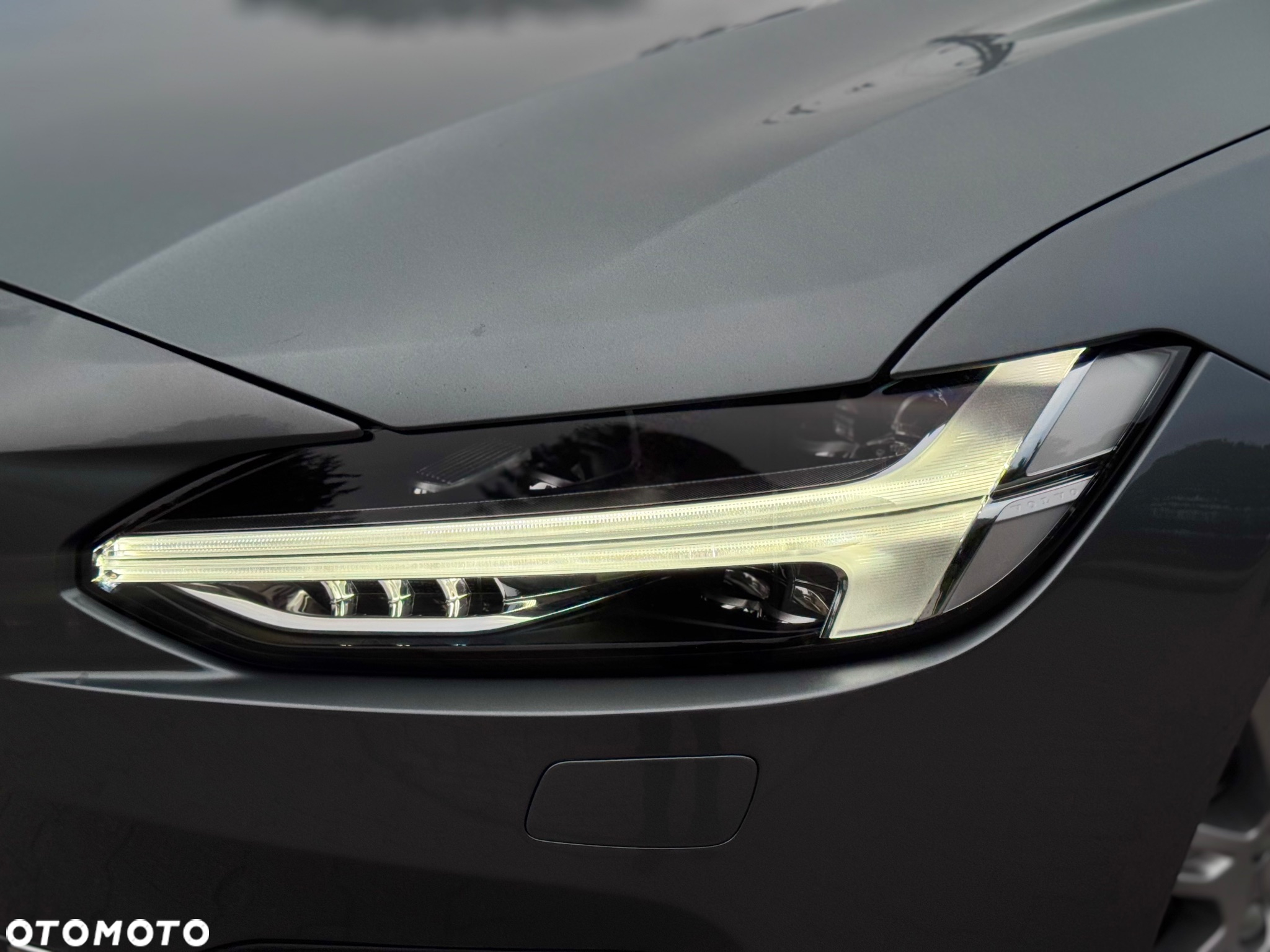 Volvo V90 D3 Geartronic Momentum Pro - 39