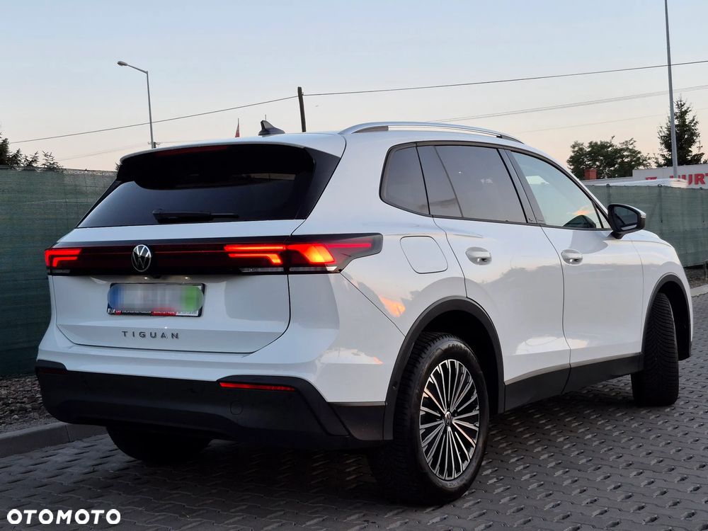 Volkswagen Tiguan 2.0 TDI SCR DSG - 9