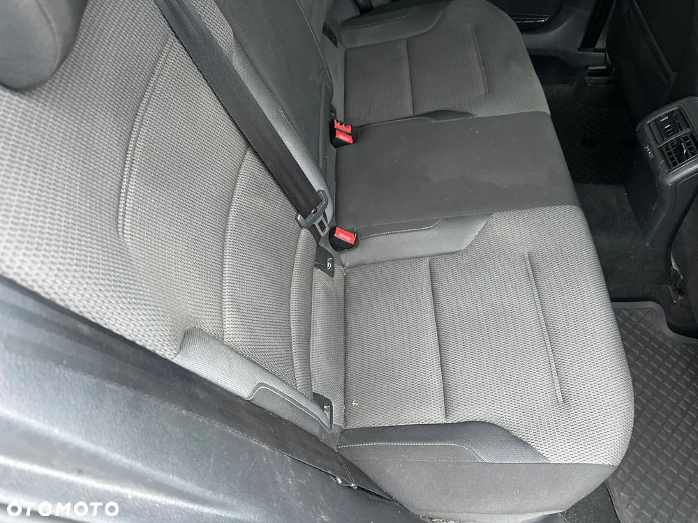 Volkswagen Golf 1.6 TDI BMT Comfortline - 16