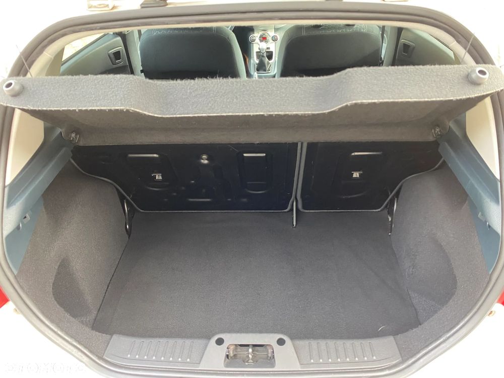 Ford Fiesta 1.25 Titanium - 29
