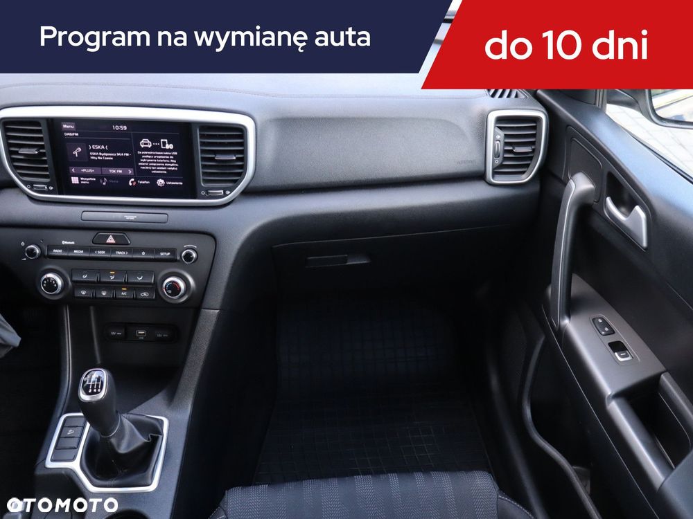 Kia Sportage - 10