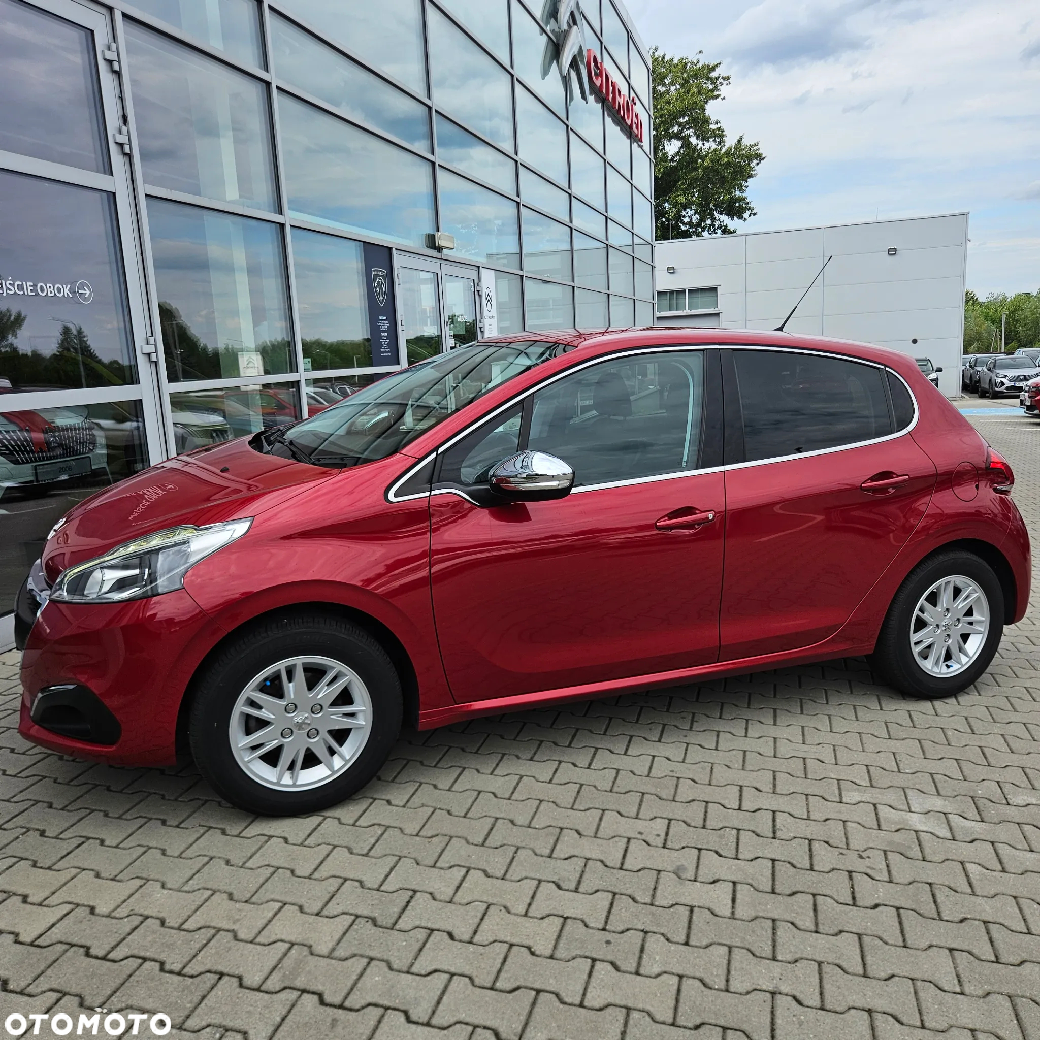 Peugeot 208 1.2 PureTech Allure - 3