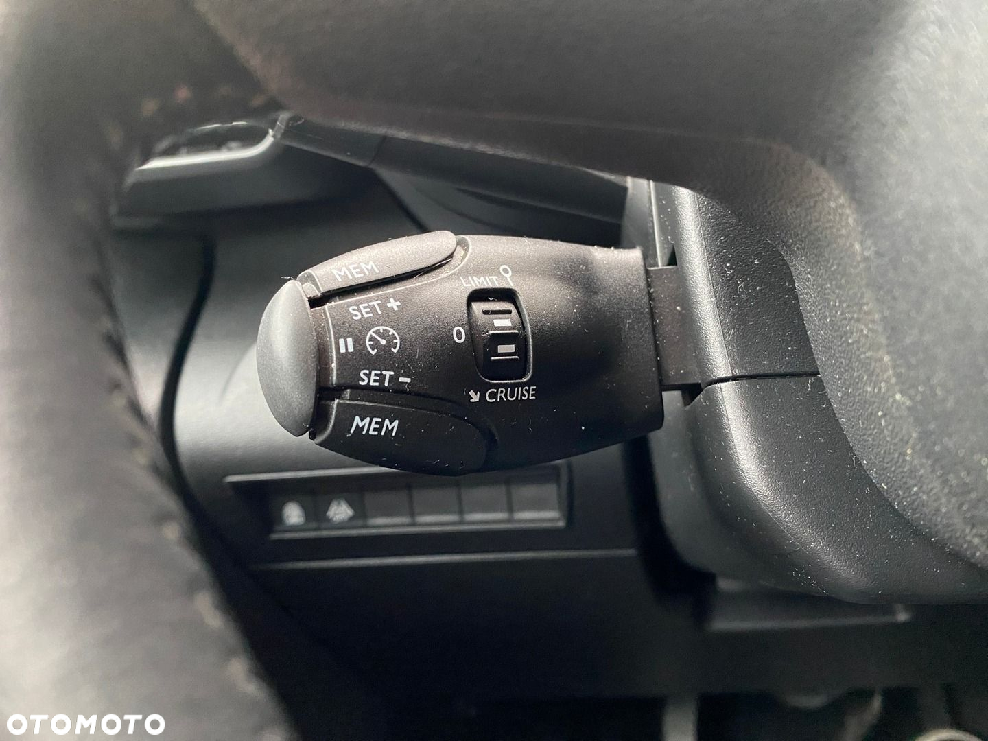 Toyota Proace City Verso 1.5 D-4D Family - 20